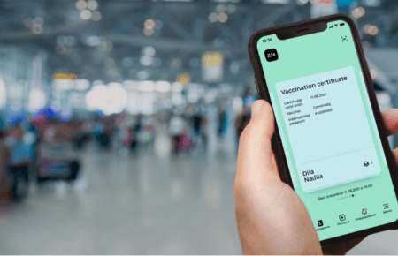 Відсьогодні в Україні посилюються карантинні обмеження для невакцинованих