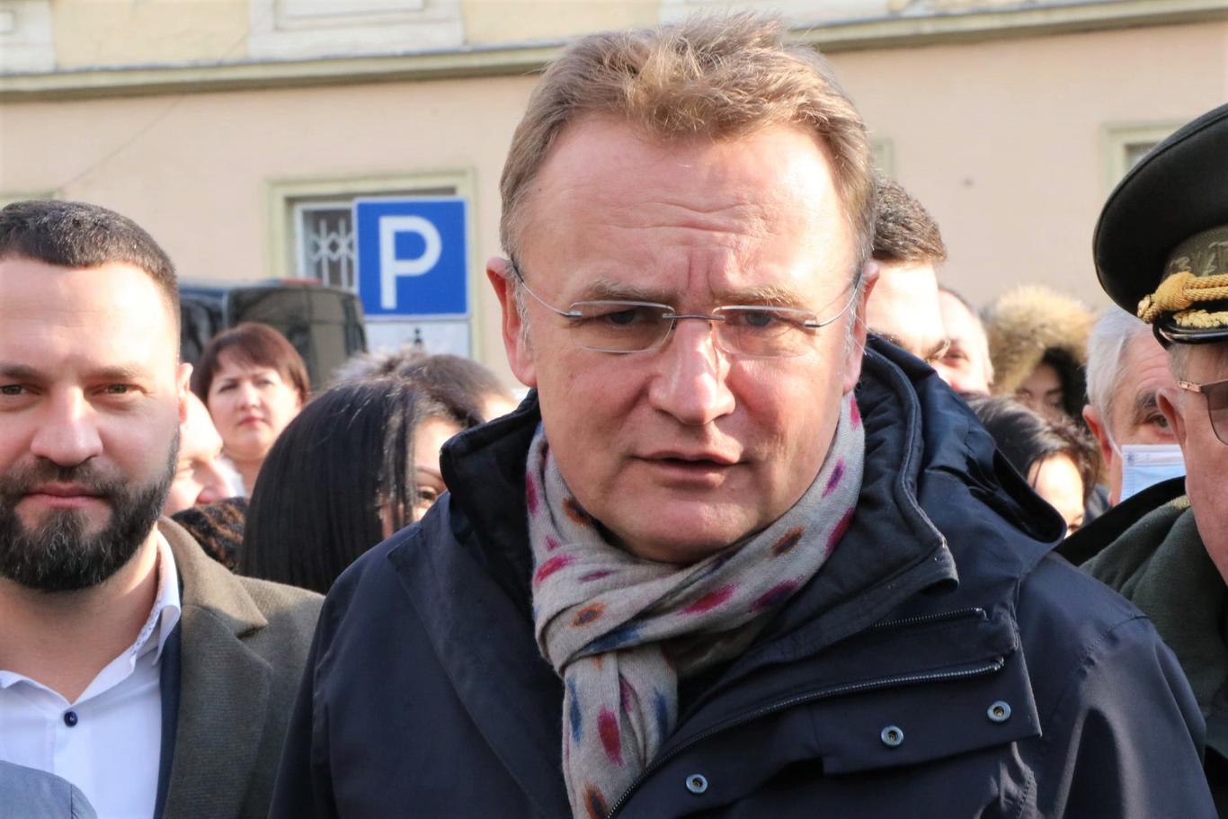 Львов может принять 100 тысяч переселенцев — Садовой