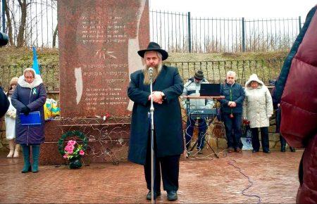 Нападения украинцев на евреев в Житомире — фейк — главный раввин Украины