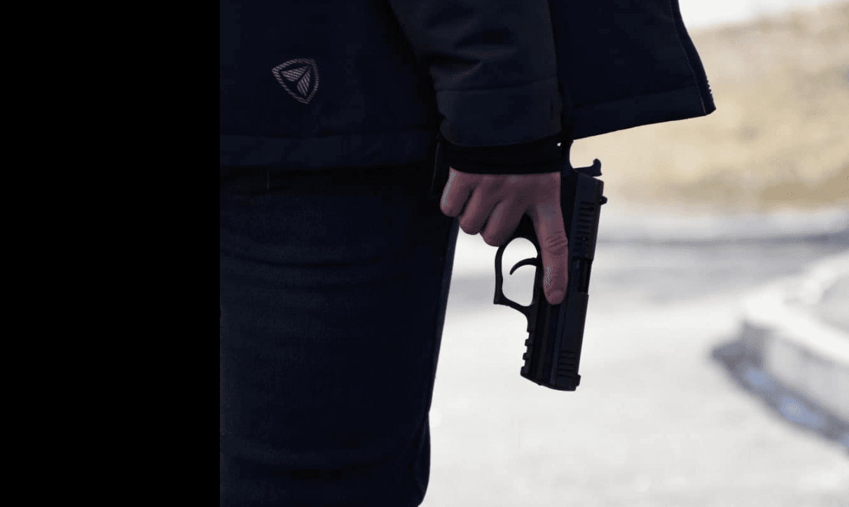 Гражданские могут применять оружие против русских орков — Белошицкий