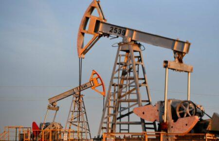 Видобуток нафти у росії скорочується через санкції США та ЄС