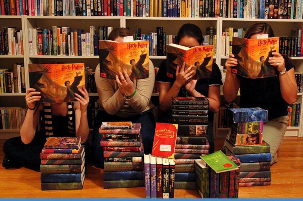 Книги про Гаррі Поттера можна безкоштовно читати українською