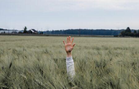 Через війну чоловіки, жінки і діти підпадають під ризики деперсоналізації та дереалізації — психіатриня