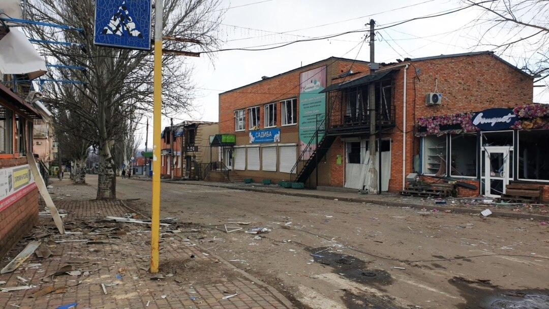 Готують на вулиці, бо немає газу й електрики, щодня — обстріли: як живуть громади на Запоріжжі?