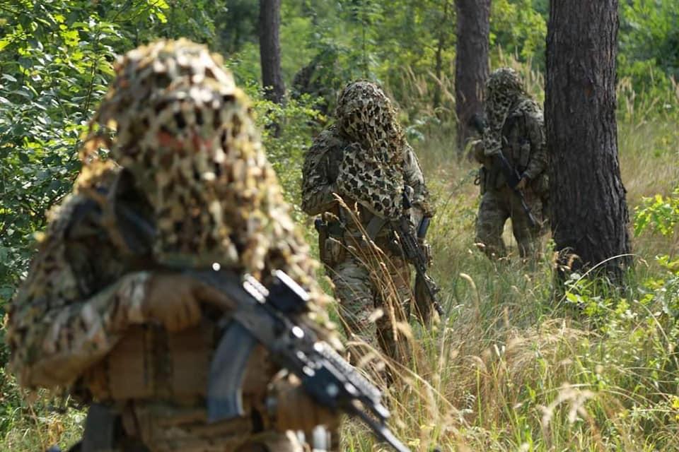 Окупанти намагалися прорвати оборону українських військ на декількох напрямках, але їх відкинули назад — Генштаб
