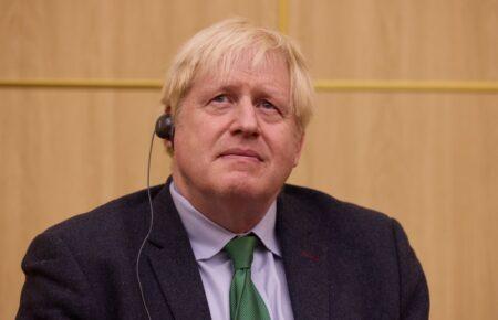 «Давайте дадим украинцам все, что им нужно для победы, уже сейчас» — громкий месседж Бориса Джонсона в большой статье