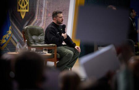 «Пресконференція Зеленського відкрила портал у пекло в соцмережах і повернула нас на «стадіон» 2019-го»