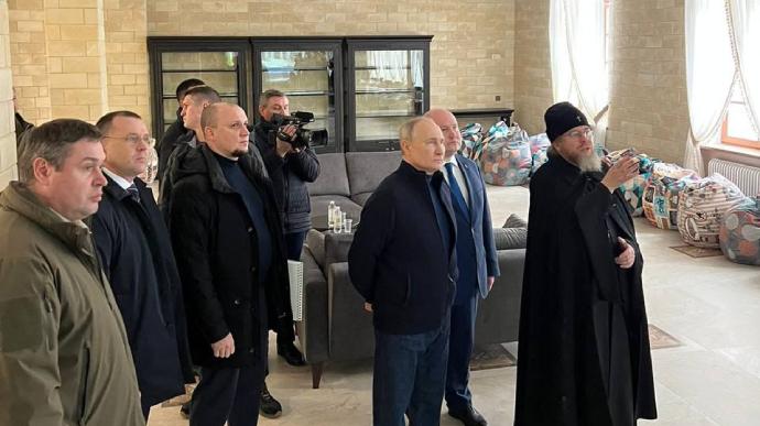 Путін приїхав до Криму — росЗМІ (ВІДЕО)