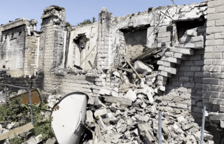 «Обстріли щодня, вчора з танка — чотири «прильота» — житель Невського про життя на лінії фронту