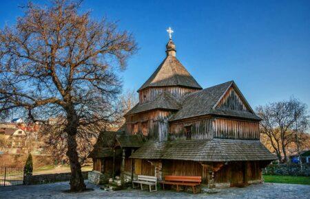 Суд зобов'язав УПЦ звільнити будівлю Здвиженської церкви