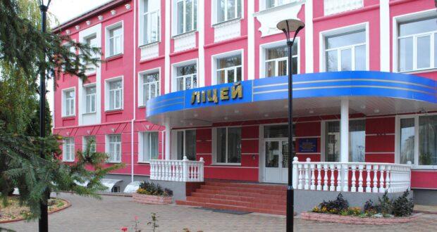 У Рівному жодна школа не працює на дистанційному навчанні