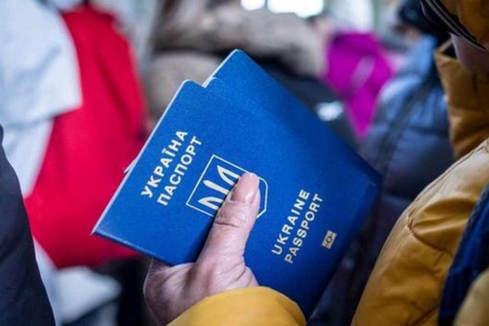 У Євросоюзі погодили продовження захисту для біженців з України до 2025 року