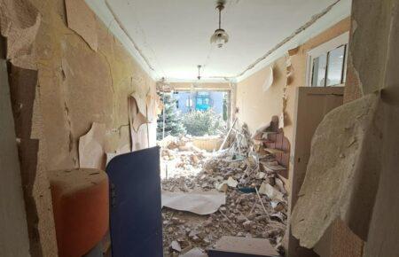 Російська армія з артилерії обстріляла центр Часового Яру