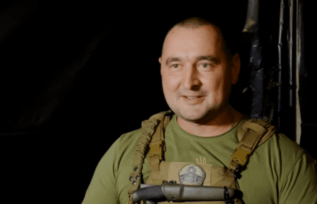 Командир посмотрел на меня и спросил: «Можешь врага задушить голыми руками?» — разведчик