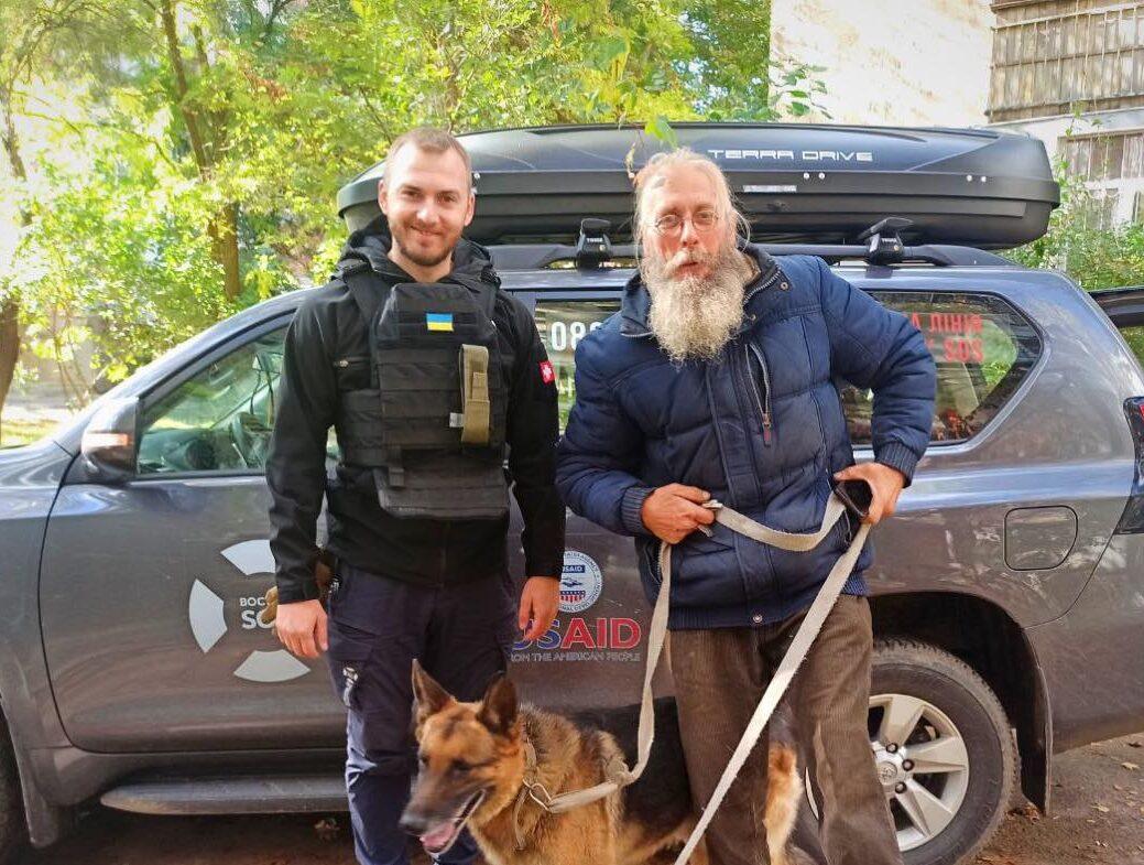 З окупації — на виставку: художник Ігор Баликов про евакуацію з собаками і картинами