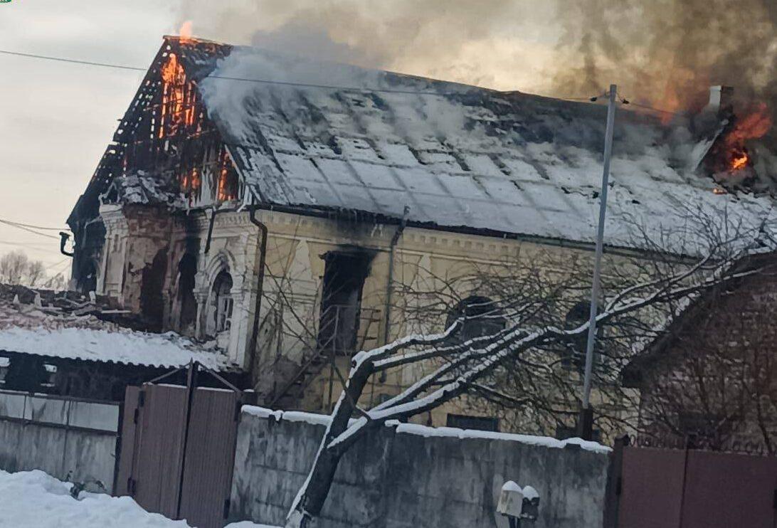 Російські окупанти обстріляли Сумщину: є поранені та пошкодження