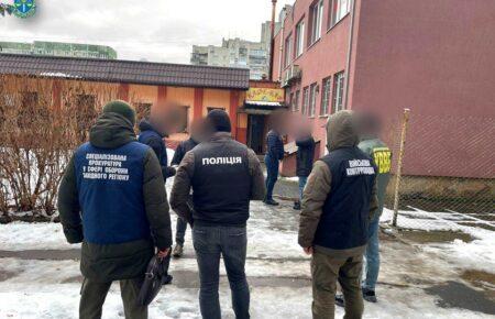 На Львівщині військовий намагався «заробити» на ухилянті від мобілізації