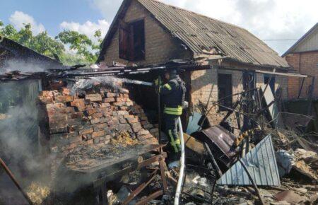 Росіяни обстріляли Нікопольщину з артилерії та дронів