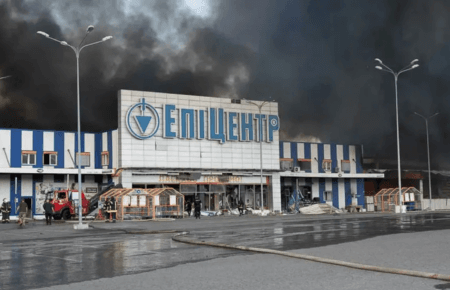 Фейки про удар по «Епіцентру»: Росія щоразу використовує універсальні тези — фактчекерка