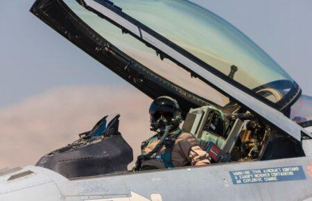 «За навчанням українських пілотів від Франції криється дещо інше»: розповідає Петро Олещук