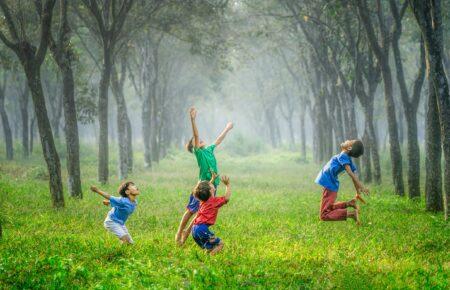 Як у 23 областях України дітям у школі викладають щастя?