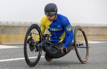 «Якщо не виступати — про Україну забудуть»: Павло Баль, український паралімпієць та першопроходець у хендбайку