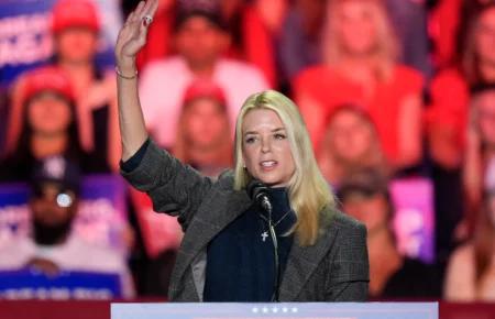 Трамп обрав Пем Бонді на посаду генерального прокурора США