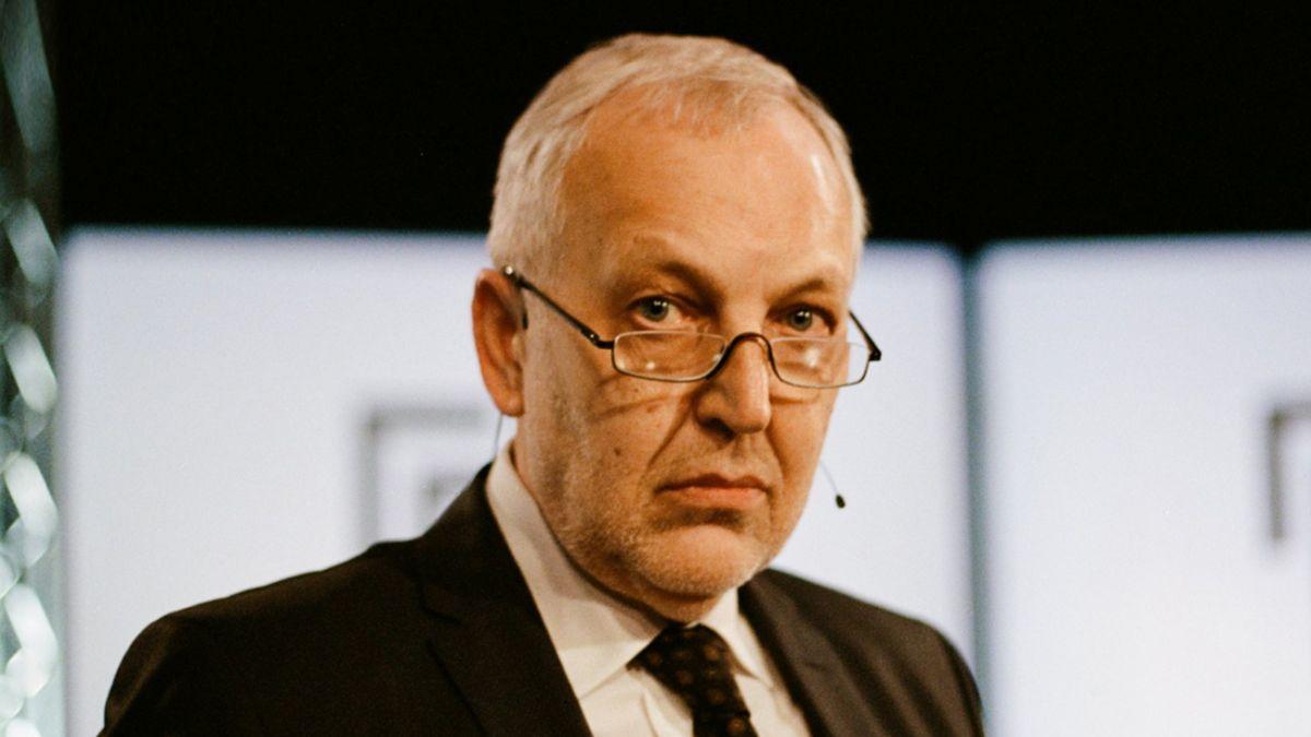 Серед версій нападу на журналіста Макарова — причетність спецслужб Росії, — МВС