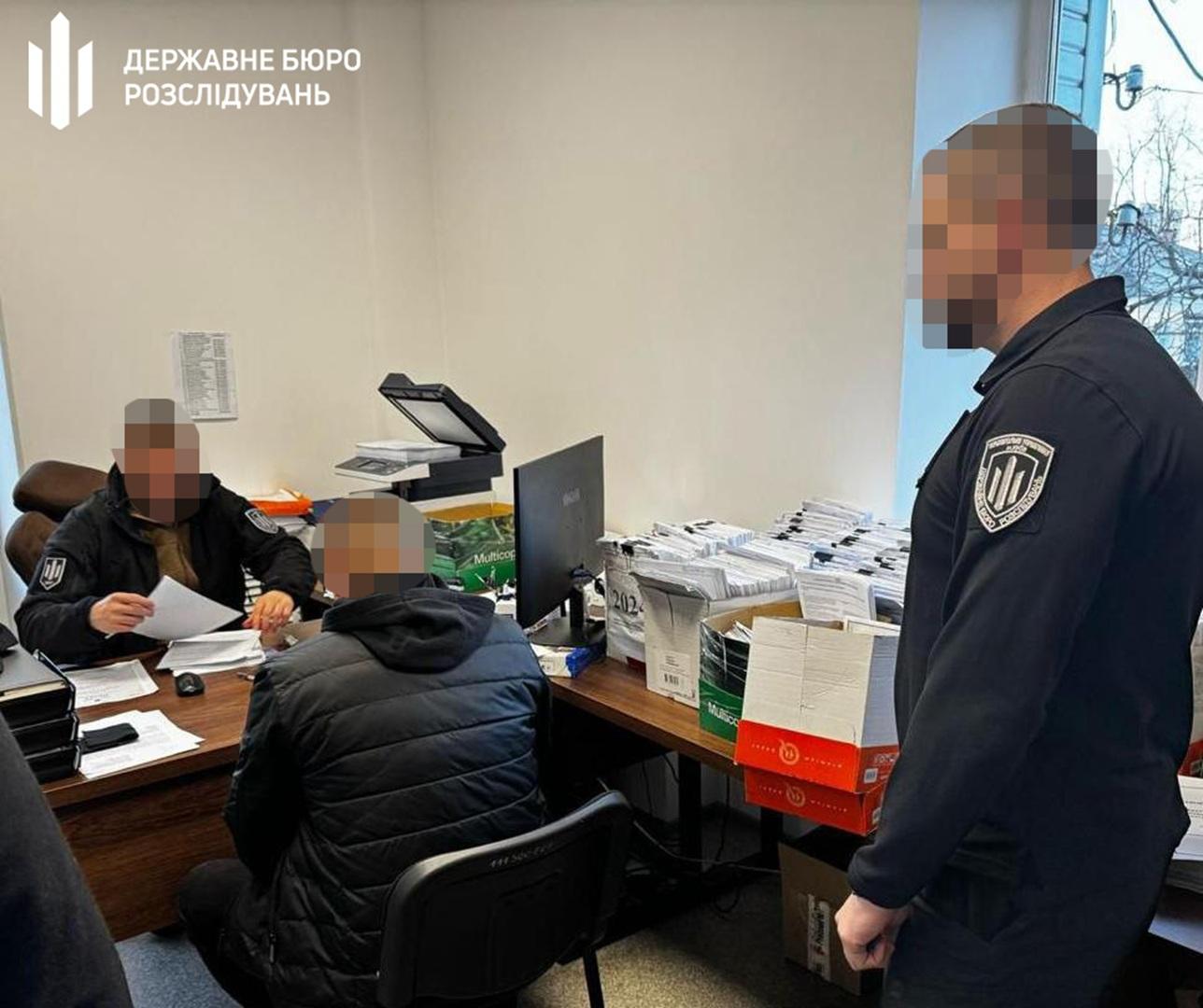 Командир військової частини створив вигаданий штаб для заробітку на Чернігівщині