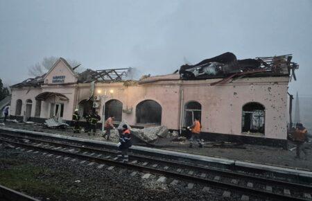 Окупанти атакували залізничну інфраструктуру, затримується низка рейсів