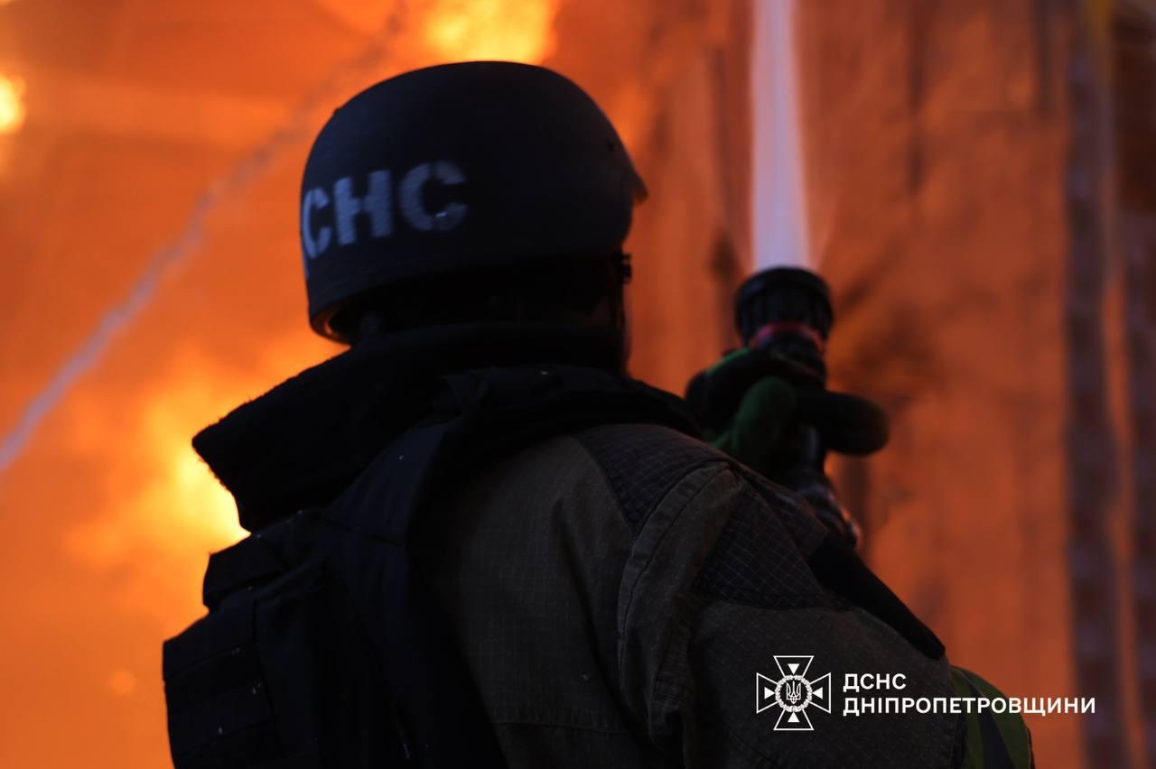 Росіяни завдали повторного удару по підприємству на Дніпропетровщини