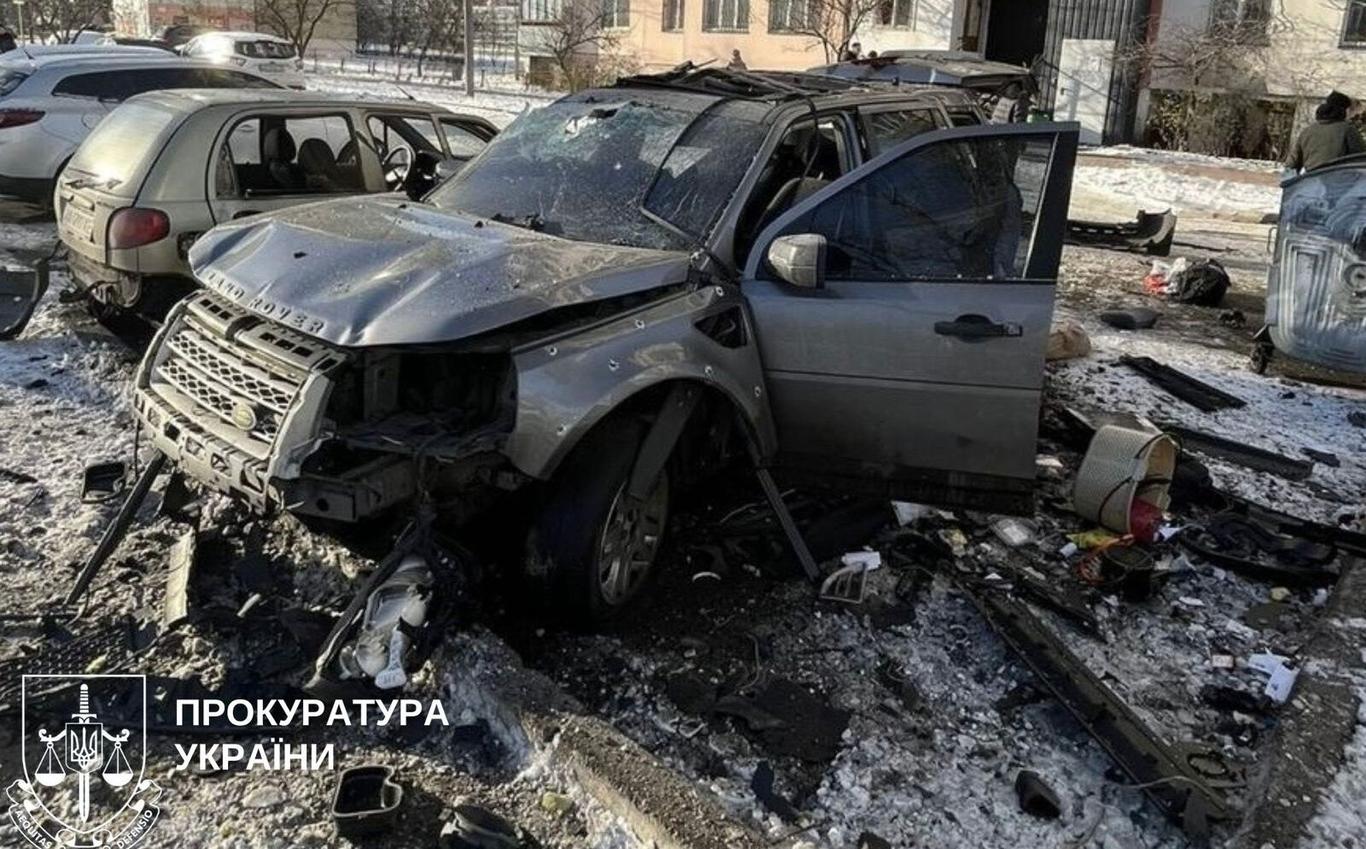Вибух автомобіля у Оболонському районі Києва кваліфікували як теракт — прокуратура