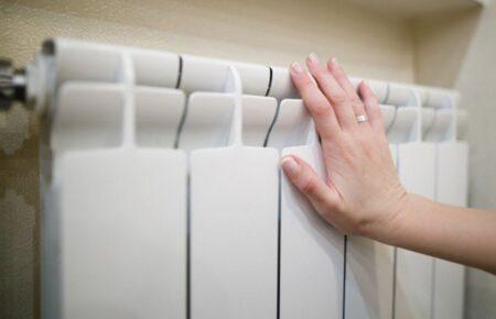 Ще 613 київських багатоповерхівок досі перебувають без тепла