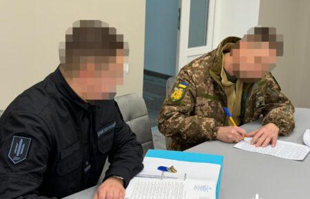 Офіцеру Миколаївського ТЦК оголосили підозру в побитті військовозобов’язаних після 30 скарг