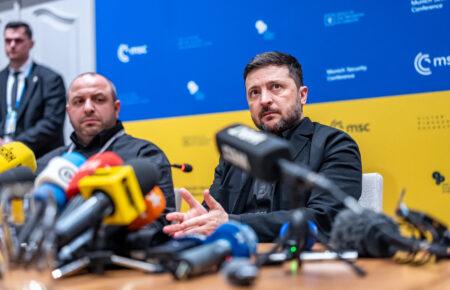 Президент пояснив, чому боїться піднімати питання розміщення іноземних військ в Україні