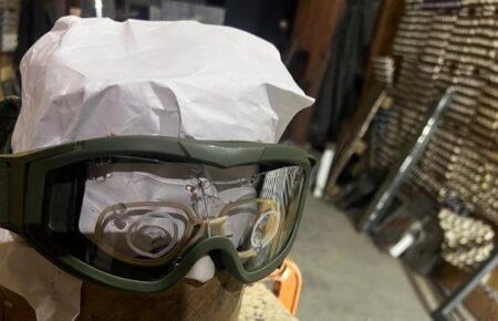 Прокурори оголосили підозру постачальнику фальшивих балістичних окулярів для ЗСУ