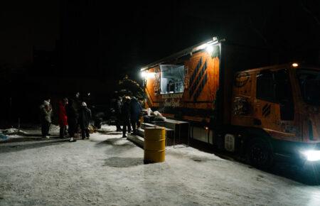 Пункти обігріву у Києві: як містянам допомагають ветерани Третього армійського корпусу