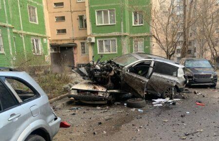 В Одесі у дворі багатоповерхівки вибухнуло авто, постраждав чоловік