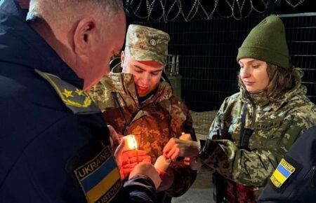 В Україну прибув Благодатний вогонь