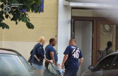 На Закарпатті засудили чоловіка, який намагався продати за кордон 11-місячного малюка під виглядом усиновлення