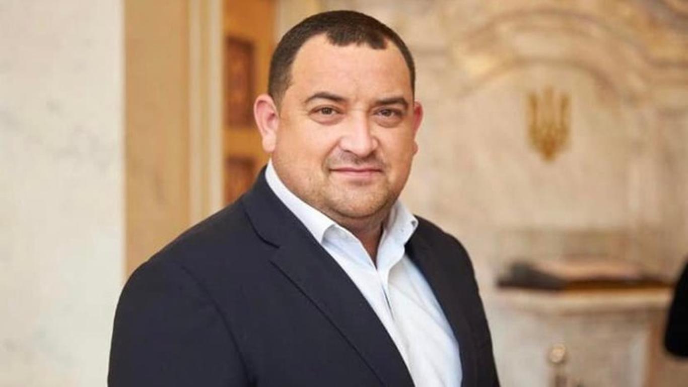 НАБУ затримало народного депутата від «Слуги народу» Сергія Кузьміних за систематичну неявку до суду