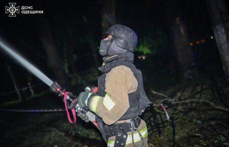 У Полтавській області через падіння російського БПЛА виникла пожежа на підприємстві