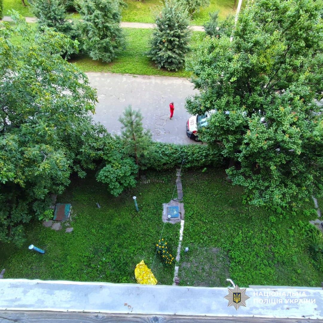 У Харкові трирічна дитина загинула, випавши з вікна п'ятого поверху