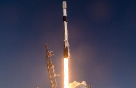 SpaceX вивела на орбіту 27 супутників Starlink ракетою Falcon 9