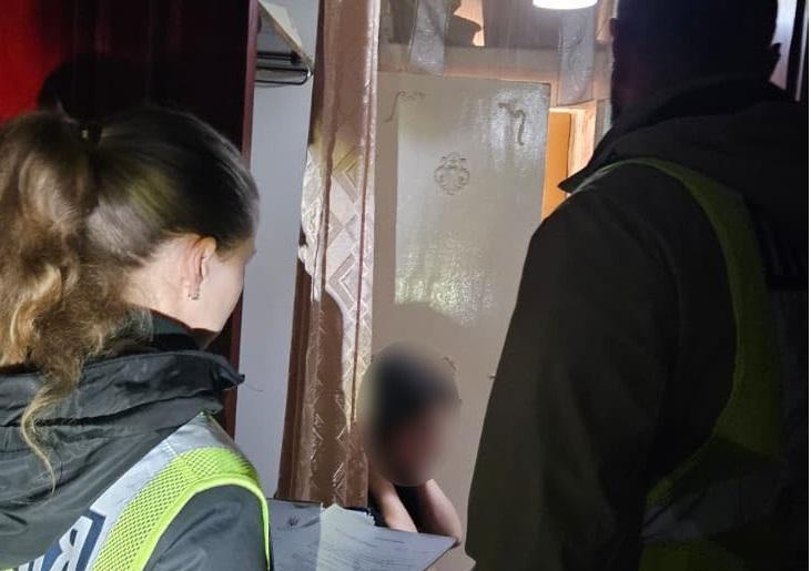 На Житомирщині затримали 17-річну дівчину, яка допомагала ФСБ отруювати українських військових