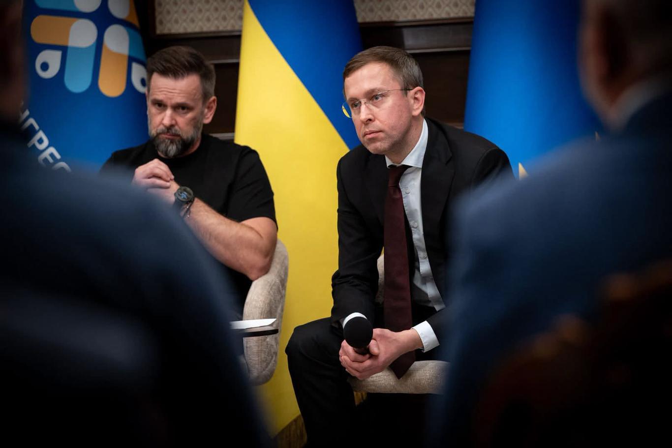 Уряд спільно з Мінфіном розгляне пропозиції регіонів щодо ситуації з держфінансами та економії