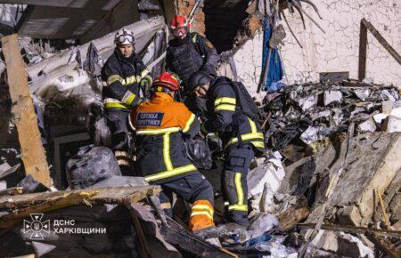 У Харкові виявили фрагменти тіла 6 загиблого від удару РФ, кількість постраждалих зросла до 59